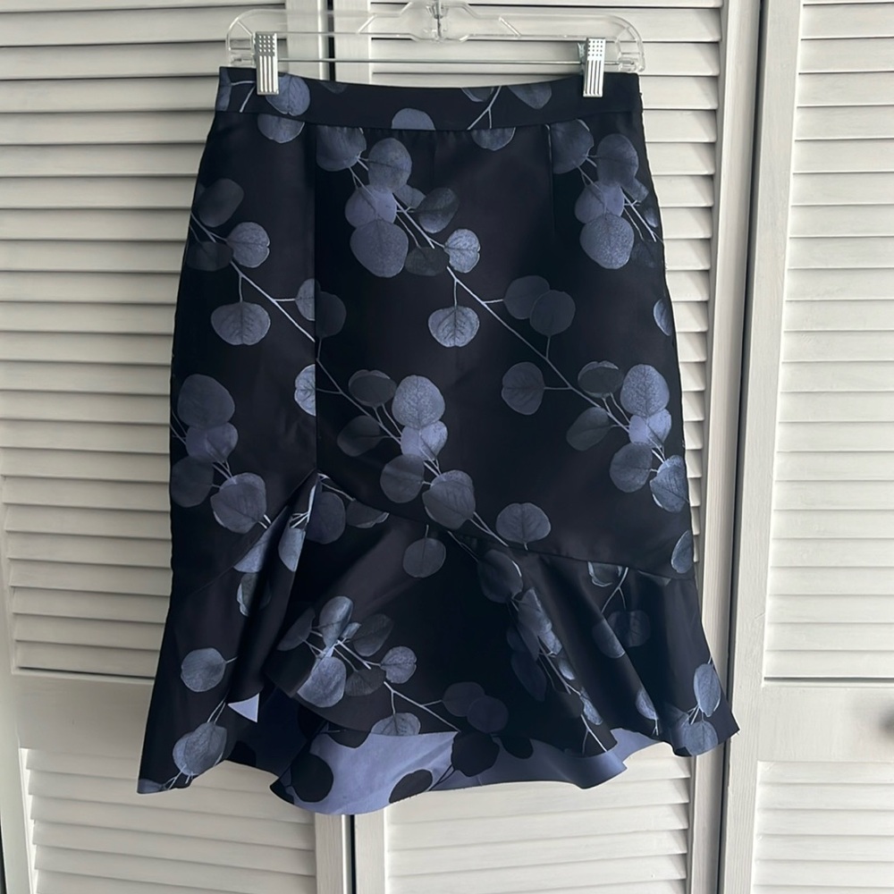 NWT Banana Republic skirt size 2